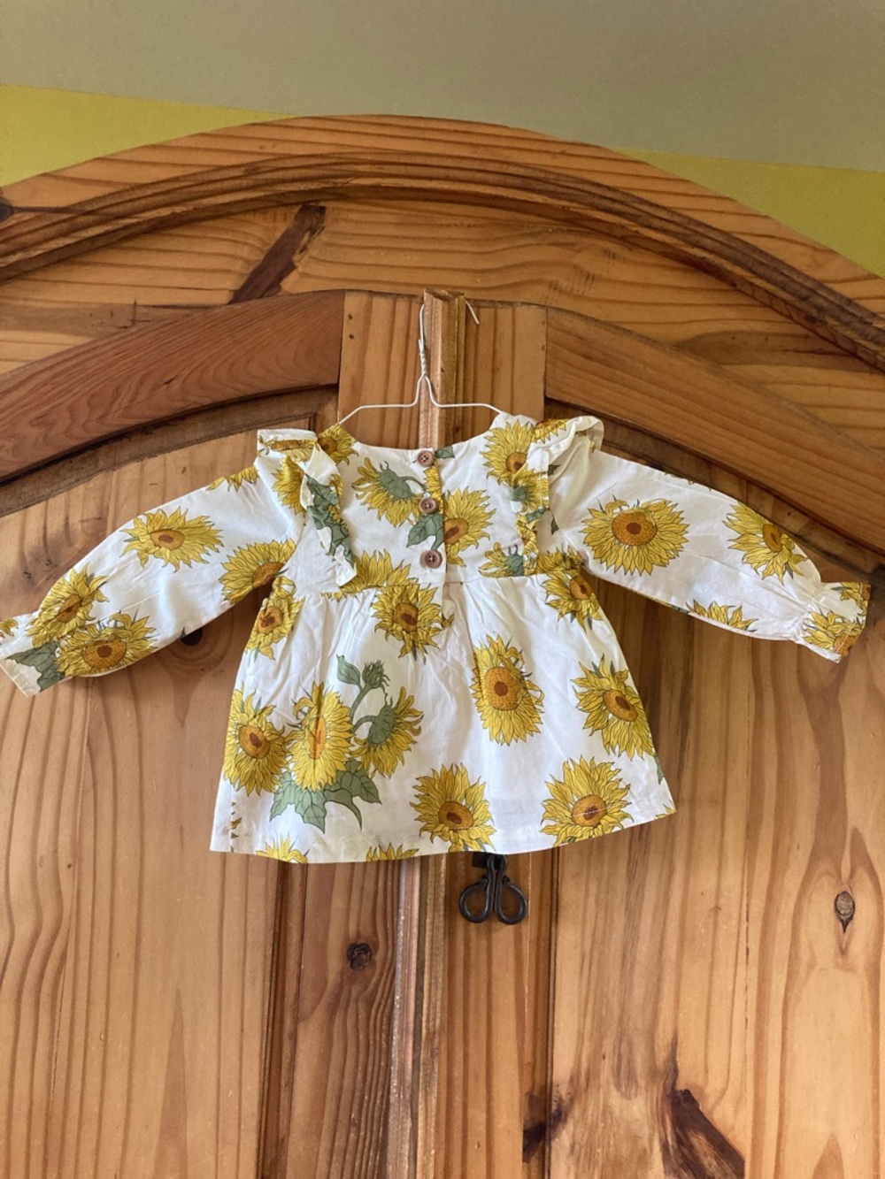 Girls Happy Threads yellow sunflowers long sleeve shirt size 12 months - Picture 6 of 7